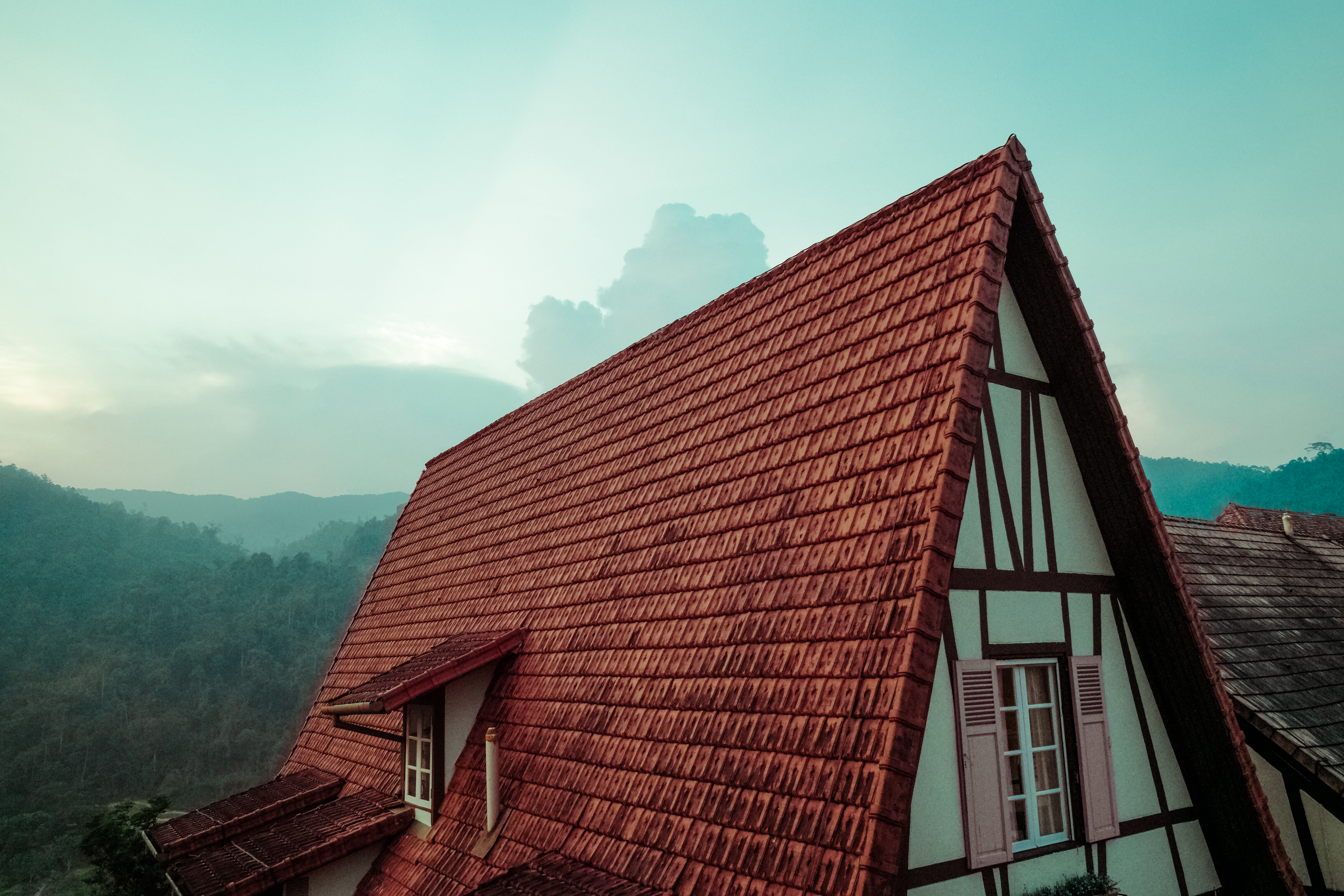 Read more about the article Types of Roofing Materials
